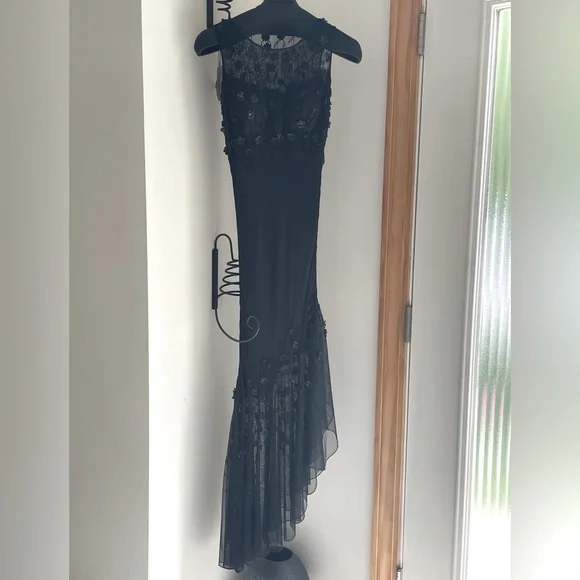 Sue Wong Dresses | Sue Wong Size 4 Beaded Black Evening/Cocktail Dress | Color: Black | Size: 4 | Pm-51417594's Closet Sue Wong Dresses | Sue Wong Size 4 Beaded Black Evening/Cocktail Dress | Color: Black | Size: 4 | Pm-51417594's Closet